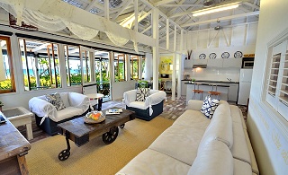 Savannah Breeze Beach Front Beach House Mission Beach